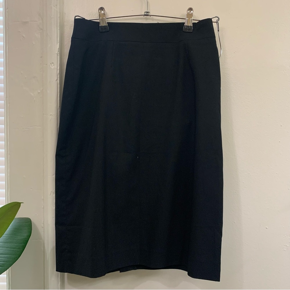 Black uniqlo pencil skirt
